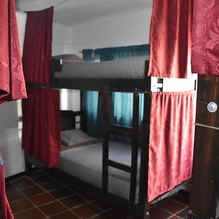 Celavi Hostel Mongui Bagian luar foto