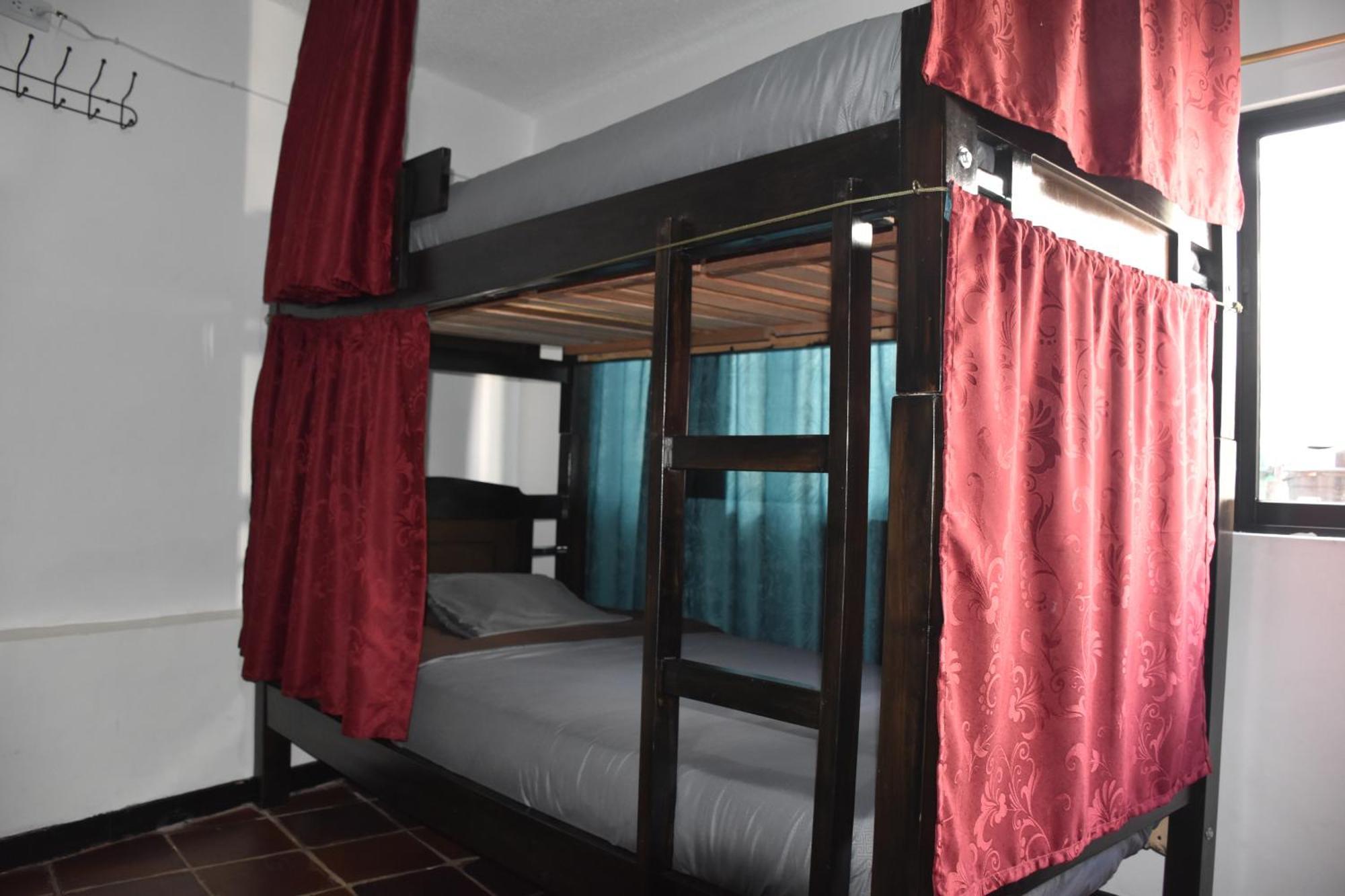 Celavi Hostel Mongui Bagian luar foto